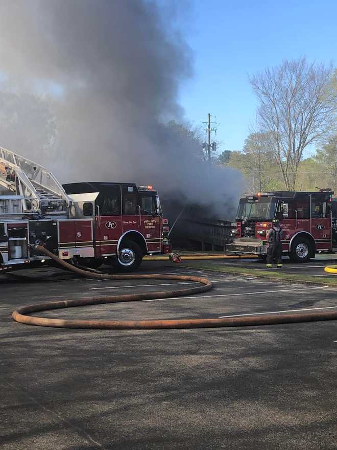 Pell City firefighters battle blaze at business