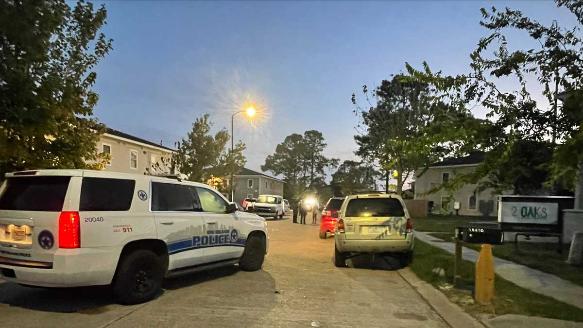 Suspect arrested after firing at NOPD officers, SWAT roll in New ...