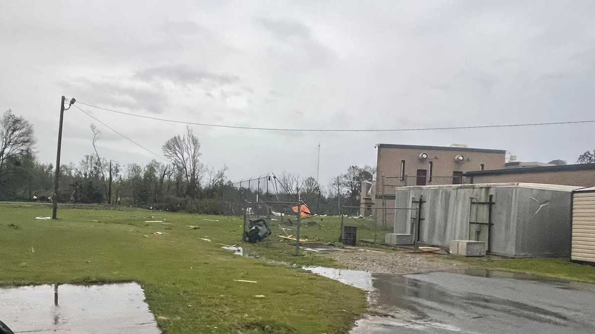 Photos show damage following deadly tornadoes