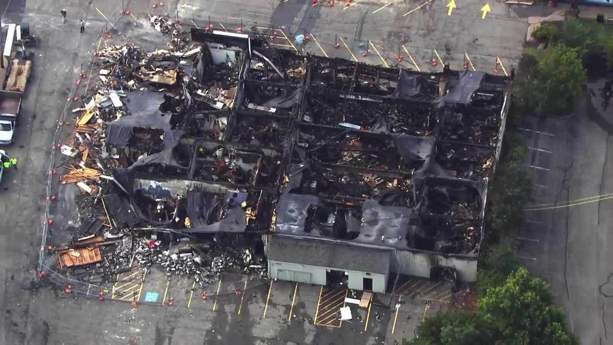 Fire destroys businesses at strip mall in Penn Hills