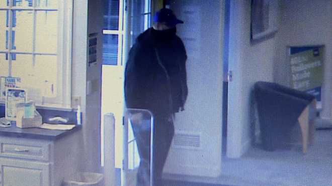 Police seek man who robbed York County bank