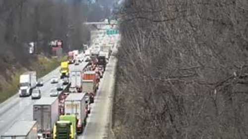 Three tractor-trailers involved in crash on I-83 - Vimarsana News