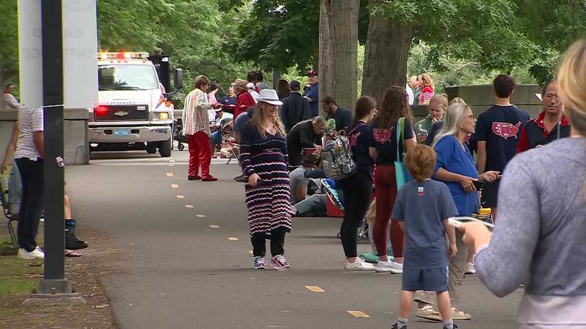 Boston pops fourth of july spectacular draws early crowds