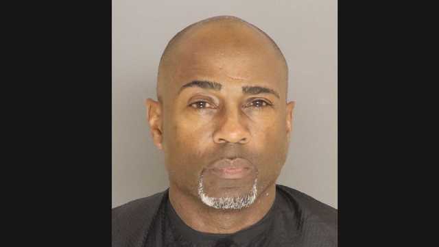 South Carolina: High school coach sexual battery charge - Vimarsana News