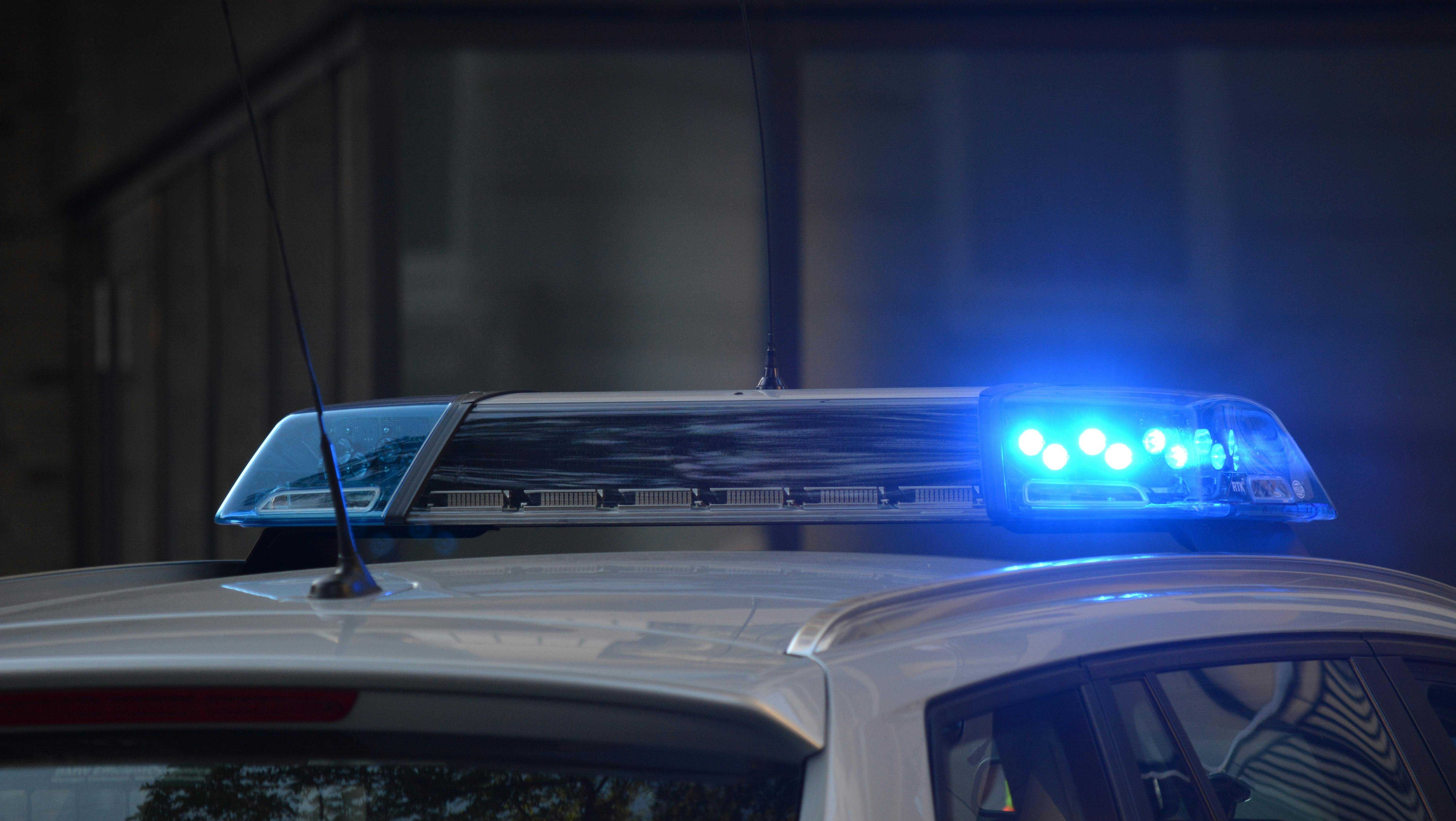 Be on the lookout: Armed police impersonator pulls over car, searches driver, deputies warn