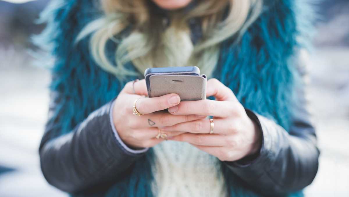 How To Avoid Fake Customer Service Phone Numbers