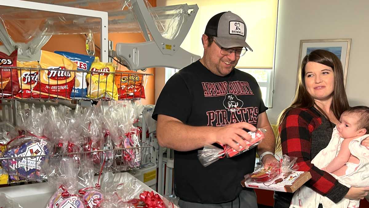 Ronald McDonald House Unveils Hospitality Cart, Carts with Hearts