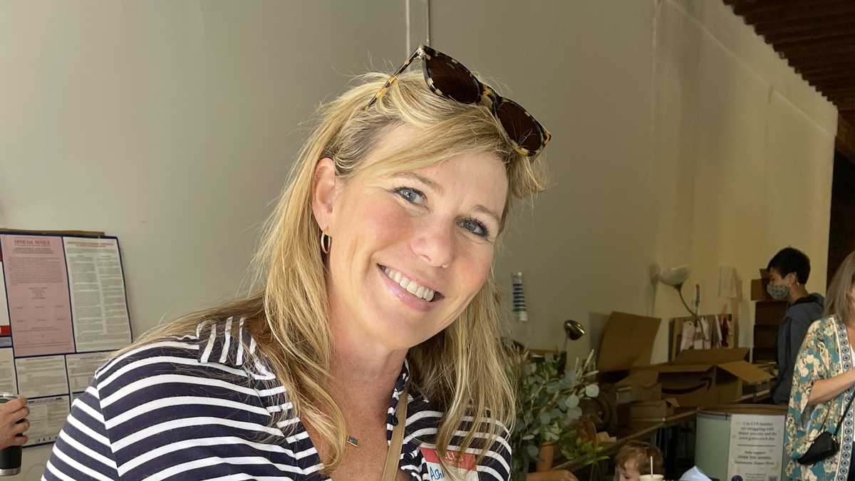 PHOTOS Savannah Over The Moon Diaper Bank Sip and See