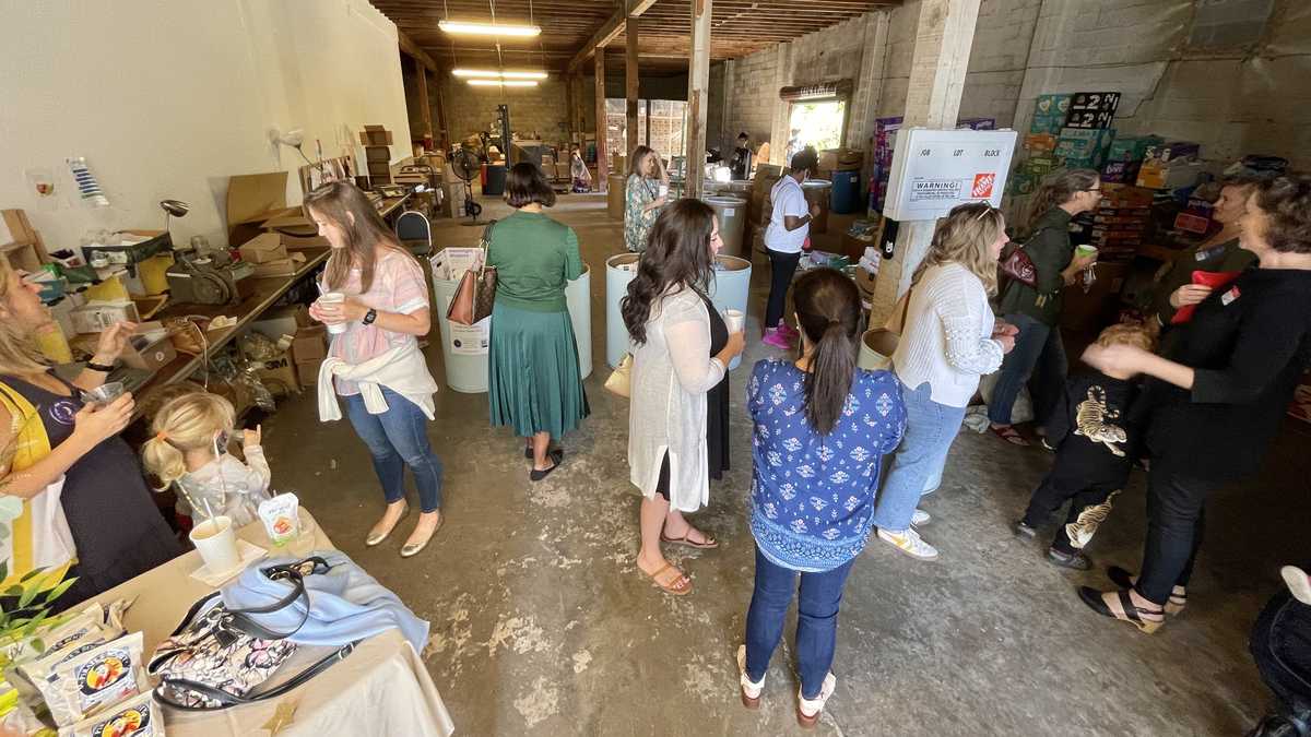 PHOTOS Savannah Over The Moon Diaper Bank Sip and See