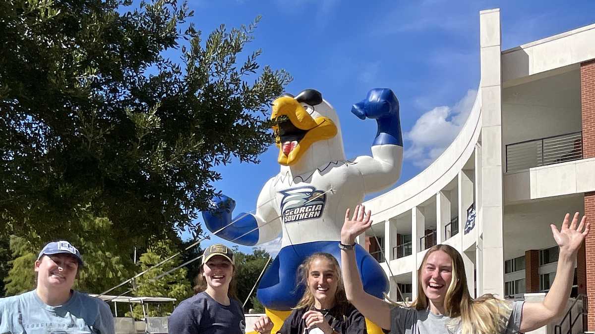 PHOTOS Southern hosts 'Celebrate Together' at Armstrong Campus