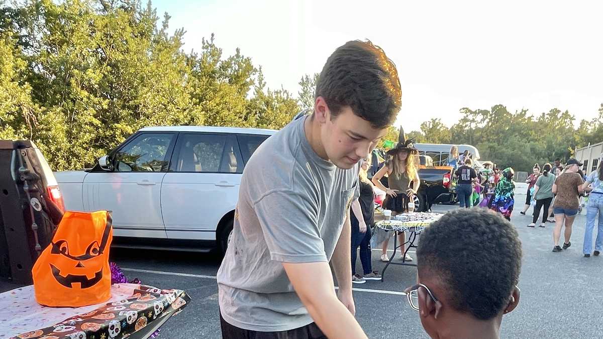 PHOTOS Richmond Hill YMCA Trunk or Treat