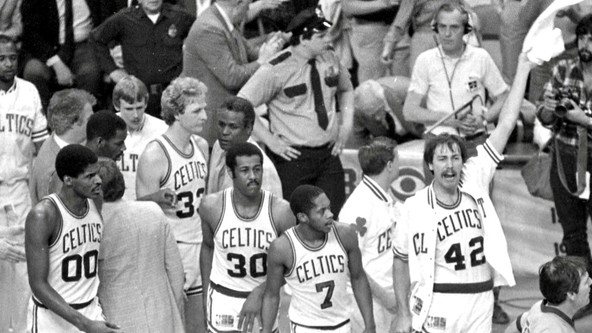 Former Celtics star, Milwaukee Bucks coach Chris Ford dies at age 74