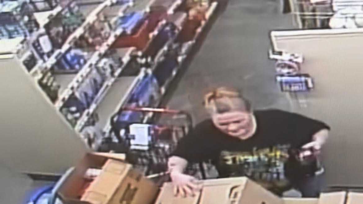 St. Bernard Parish Sheriff's Office needs help identifying woman