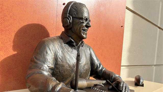 Marty Brennaman statue outside of Great American Ballpark found to be partially damaged