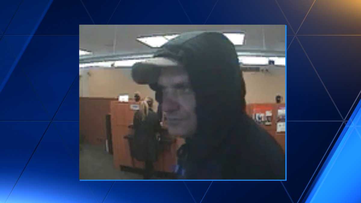 Police search for bank robbery suspect in Pittsburgh