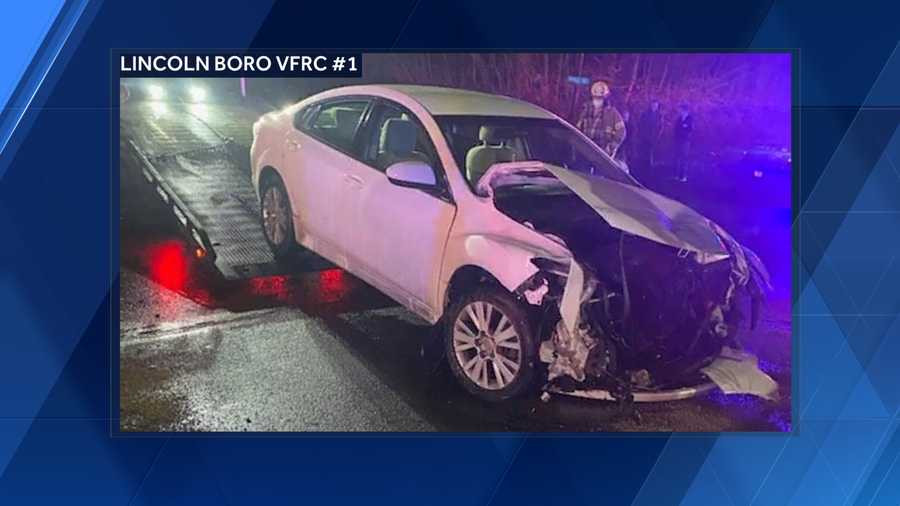 One vehicle damaged, another takes off after crash in Lincoln Borough