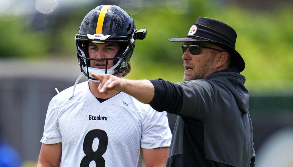 Steelers veteran gives up No. 8 jersey for rookie Kenny Pickett, who wore  the number in college 