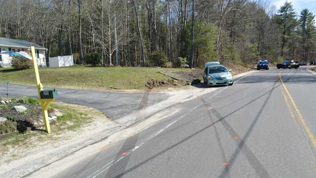 One female in Raymond is hospitalized after crash - Vimarsana News