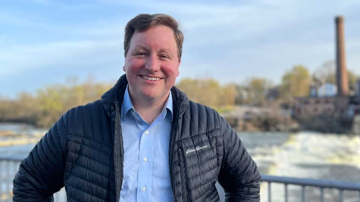 Mike Pieciak launches campaign for Vermont treasurer