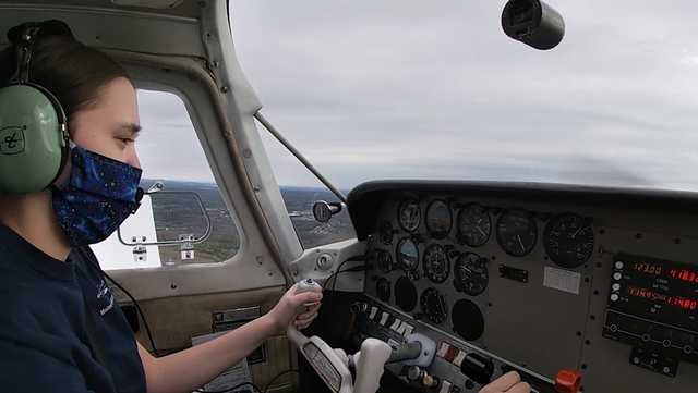 A Maine teen has big dreams after earning her pilot's license - Vimarsana News