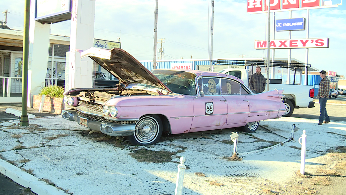 Group to restore, display old pink Cadillac from Ann's Chicken Fry