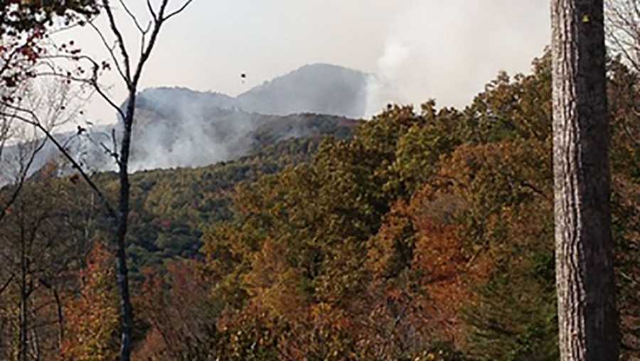Crews making progress on Pinnacle Mountain fire, officials say