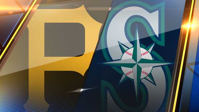 McCutchen sparks record-tying home run barrage as Pirates sink