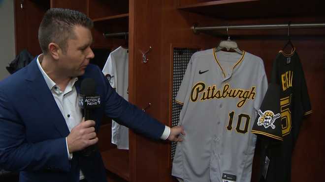 The script is back: Pirates unveil updated road jerseys