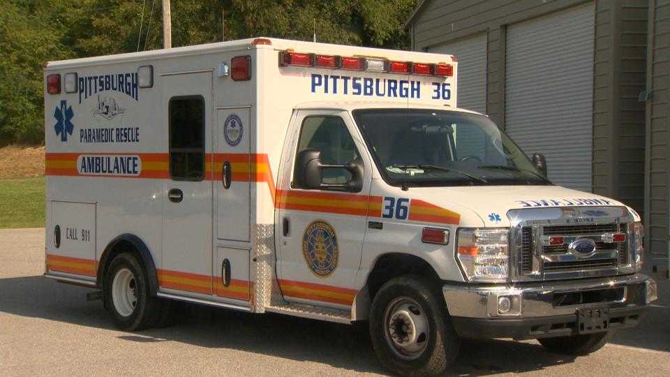 Pittsburgh paramedic who faced termination over 2nd job with county resigns