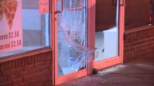 North Baltimore restaurant storefronts destroyed on York Road - Vimarsana News