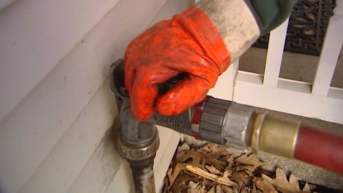 'Heating Helpers' work to keep Upper Valley homes warm