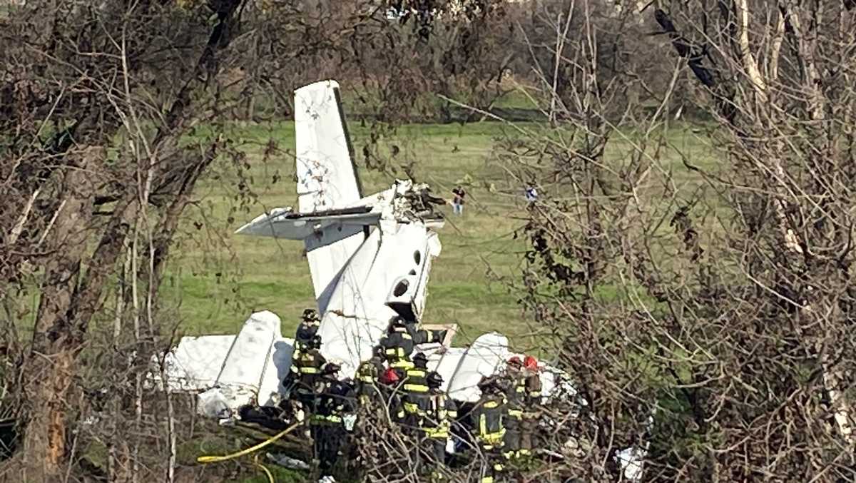 Two hurt after small plane crash in Stanly County