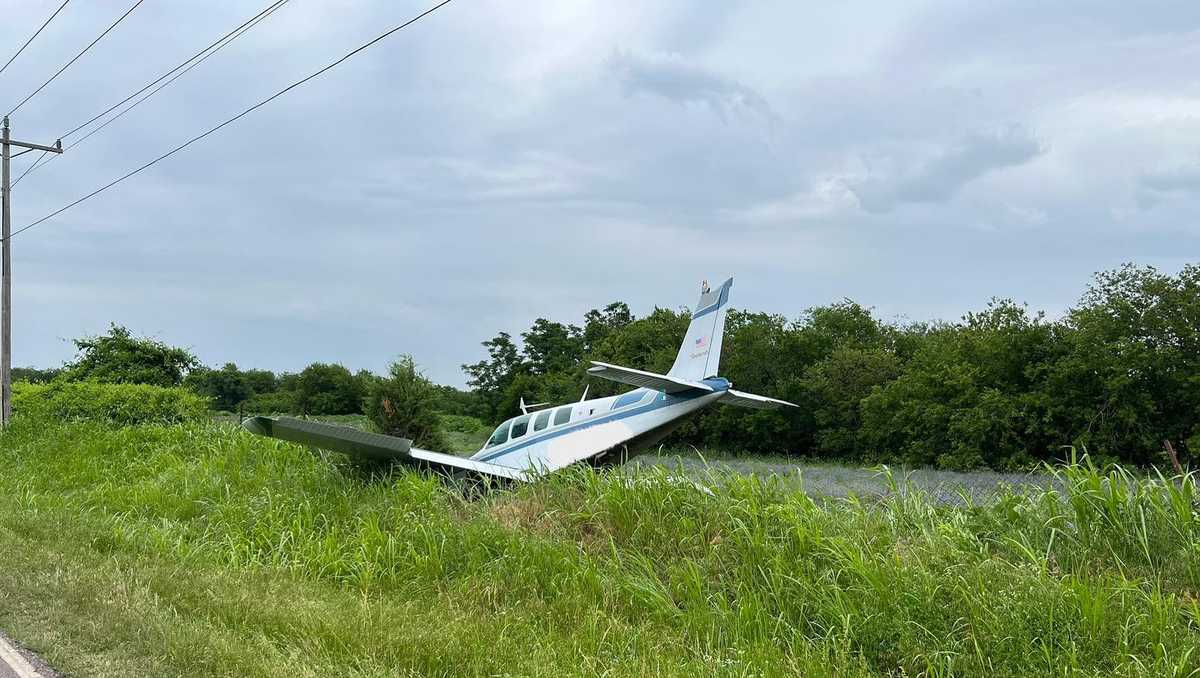 Plane Crashes At Sundance Airport Officials Say 1586