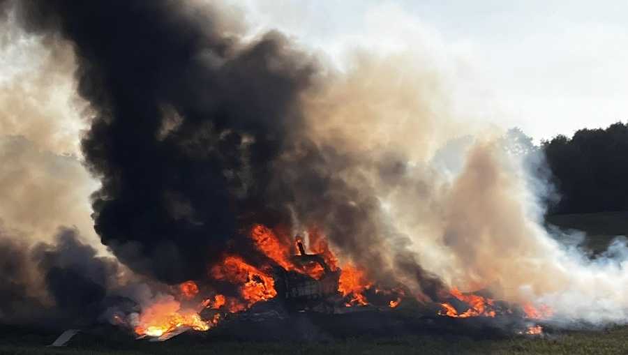 Plane crash near Ohio airport kills 3; federal authorities investigating