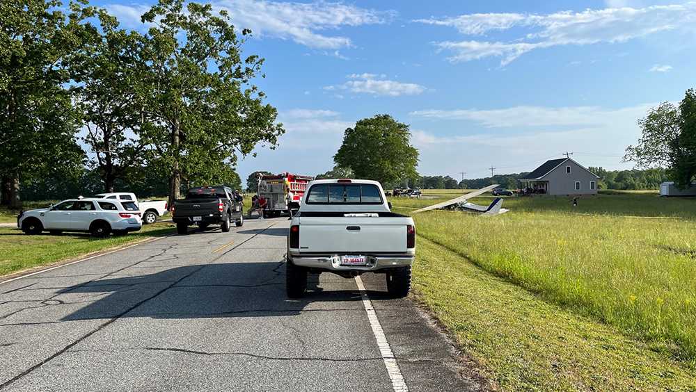 South Carolina Small plane goes down in Upstate field