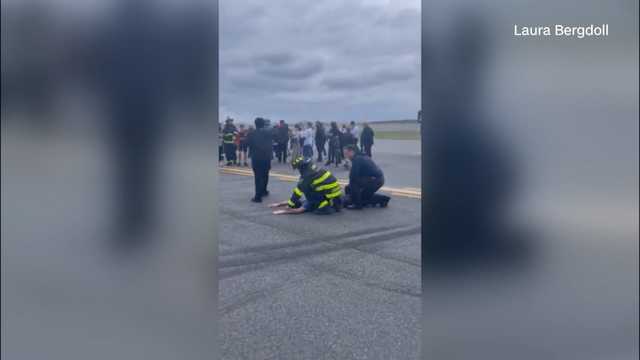 Passenger in custody after exhibiting 'suspicious and erratic behavior' aboard flight - Vimarsana News