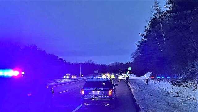 Small plane makes successful emergency landing on Interstate 91 in Greenfield - Vimarsana News