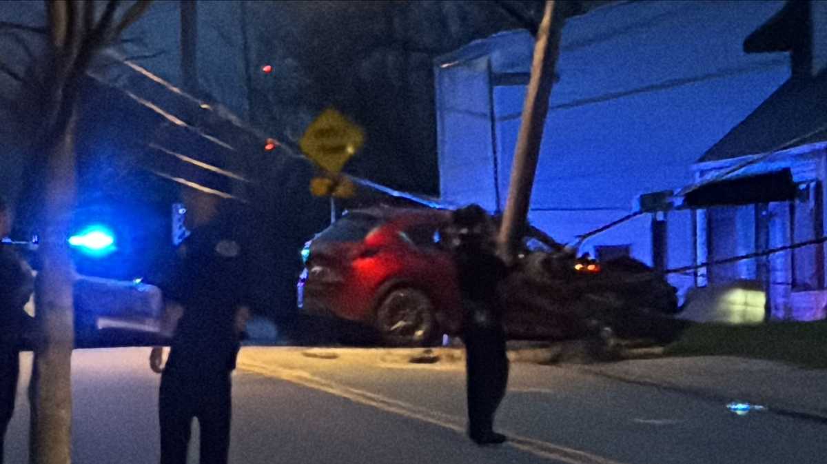 Car crashes into utility pole on Schenley Avenue in Pittsburgh
