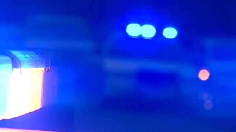 Calera police use spike strips to stop suspect in vehicle pursuit from Chilton County