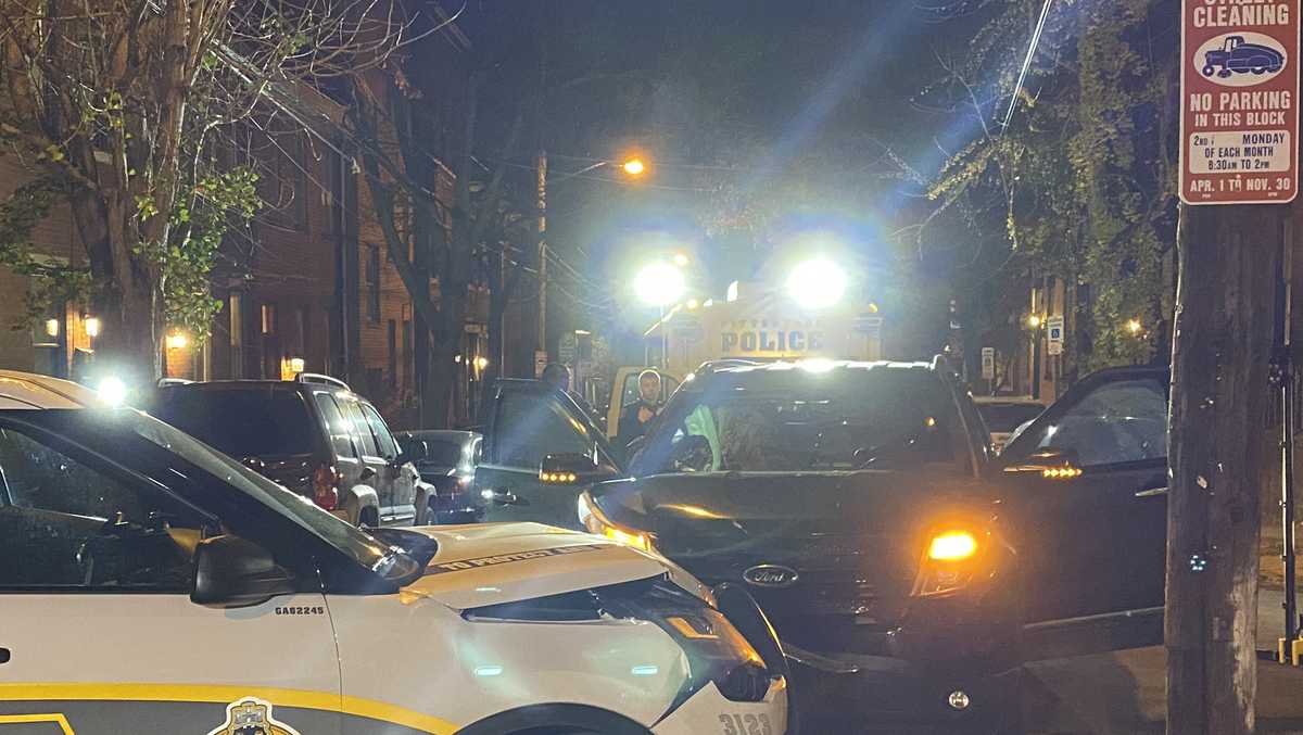 Pittsburgh police cruiser involved in crash on city's North Side