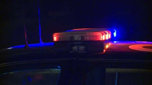 Two people fire shots at Ankeny police officers during traffic stop - Vimarsana News