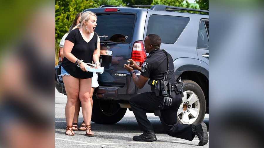 DeKalb County Police Department Officer John Heart proposed to his girlfriend, Alyssa, during a surprise traffic stop.
