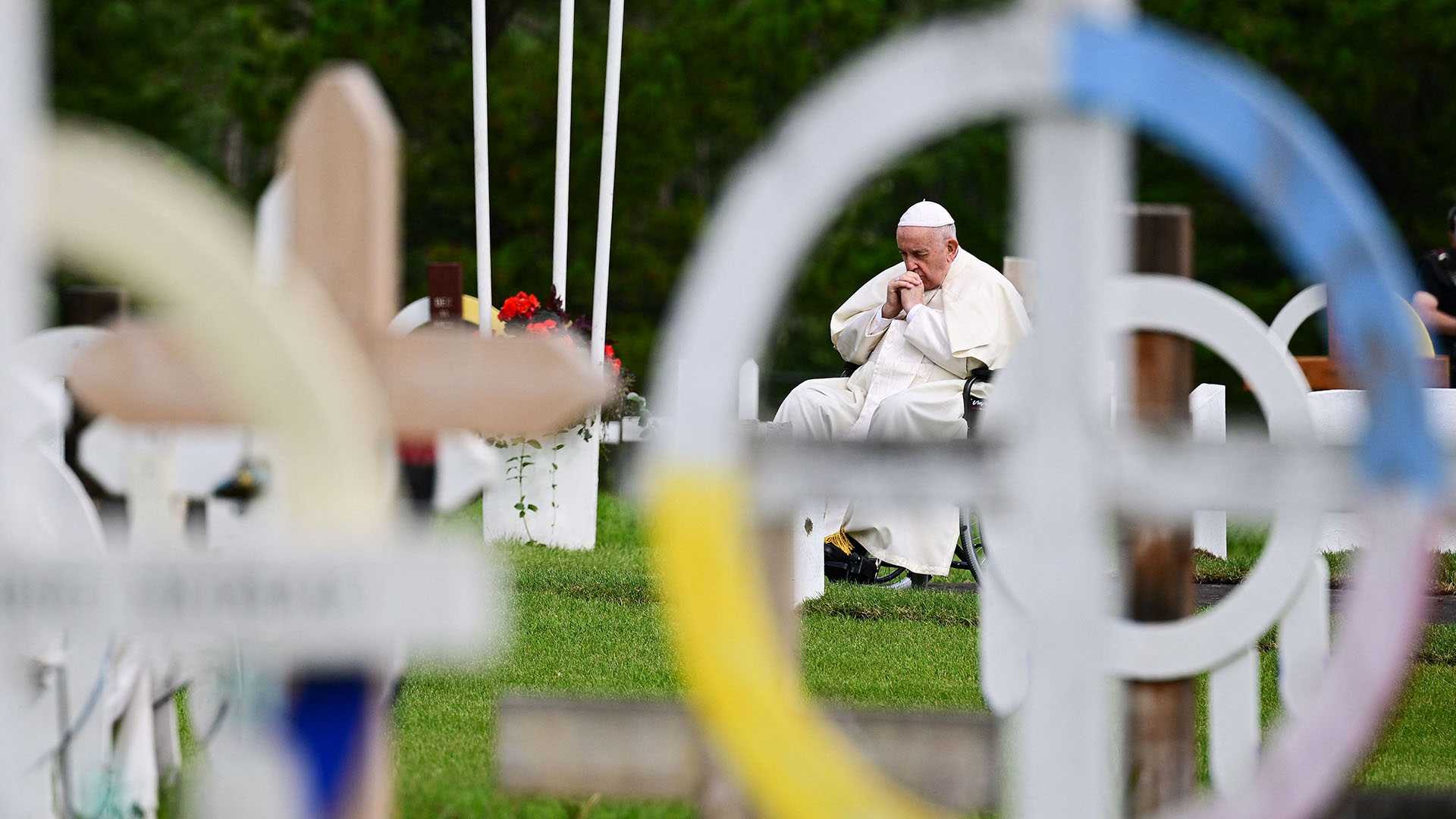 Pope apologizes for 'devastating' school abuses in Canada - Vimarsana News