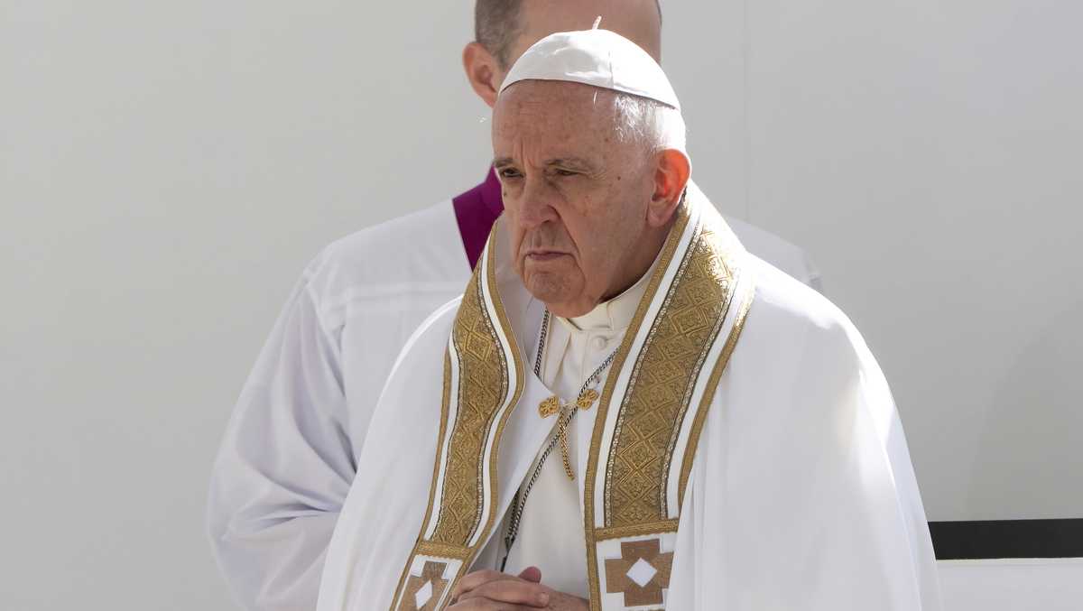 Pope Francis declares 'zero tolerance' for Catholic Church abuse