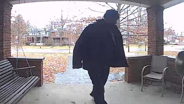 Watch: Thief caught on camera stealing packages from Cincinnati home