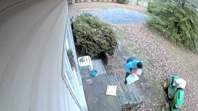 Video shows Amazon driver appearing to steal packages off stoop