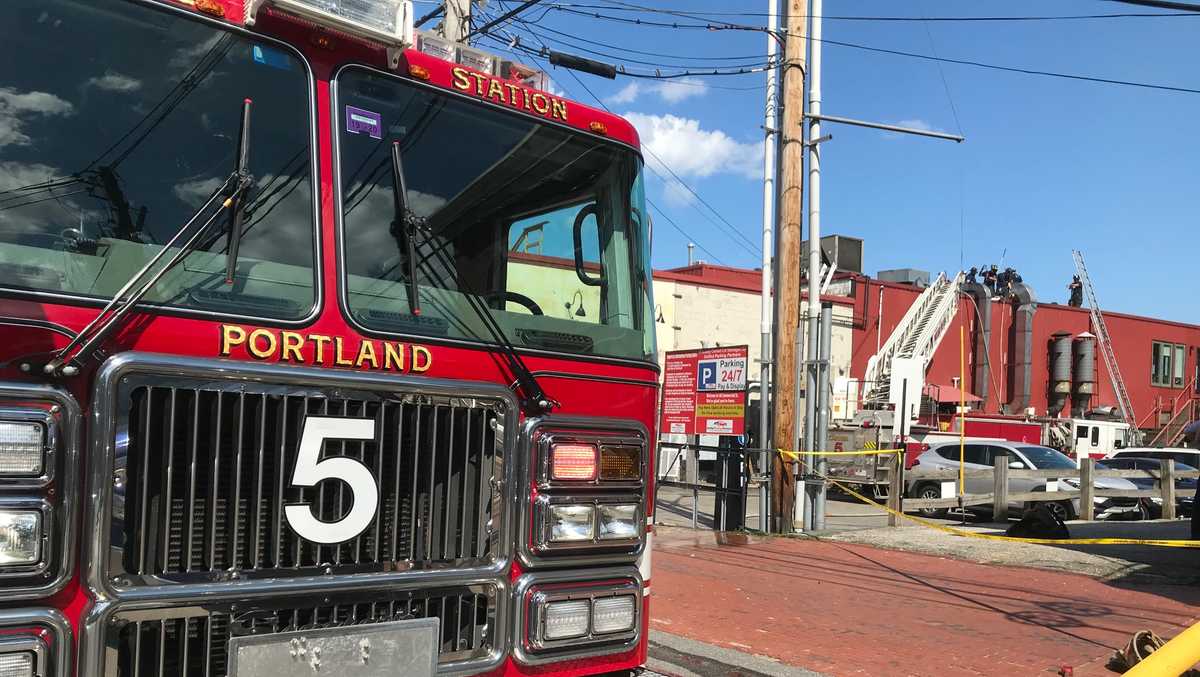 Fire temporarily closes 2 Portland restaurants