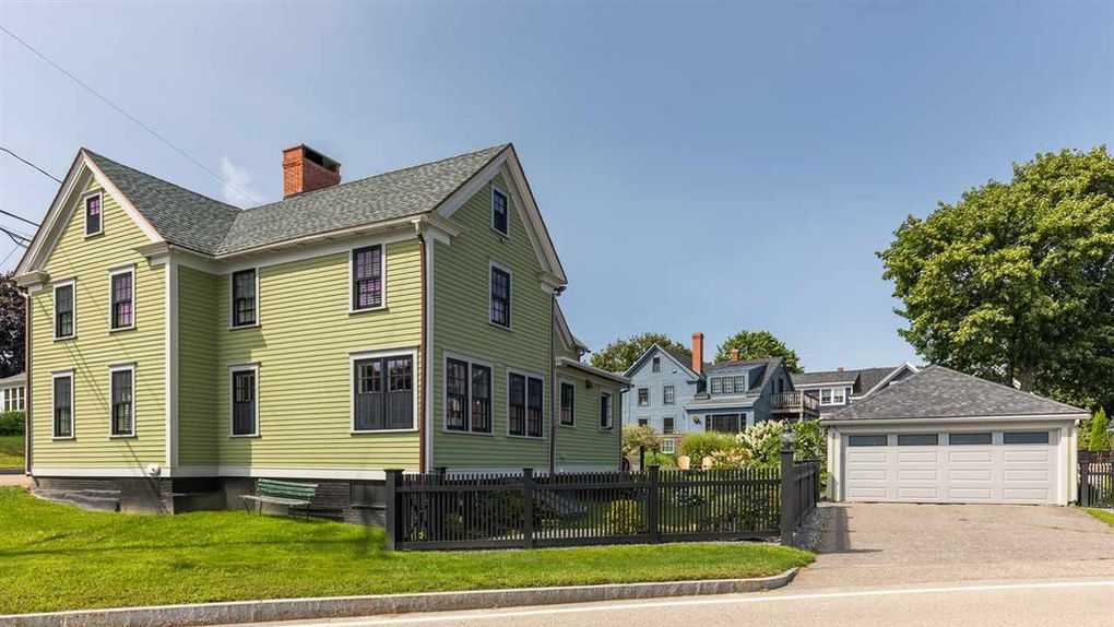 Mansion Monday Unbeatable waterfront location for this Portsmouth home