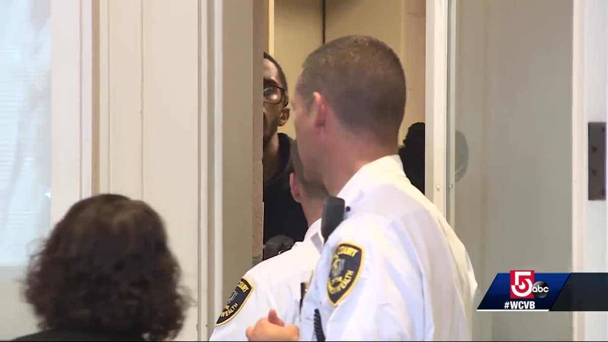 Murder suspect allowed to stay hidden during arraignment