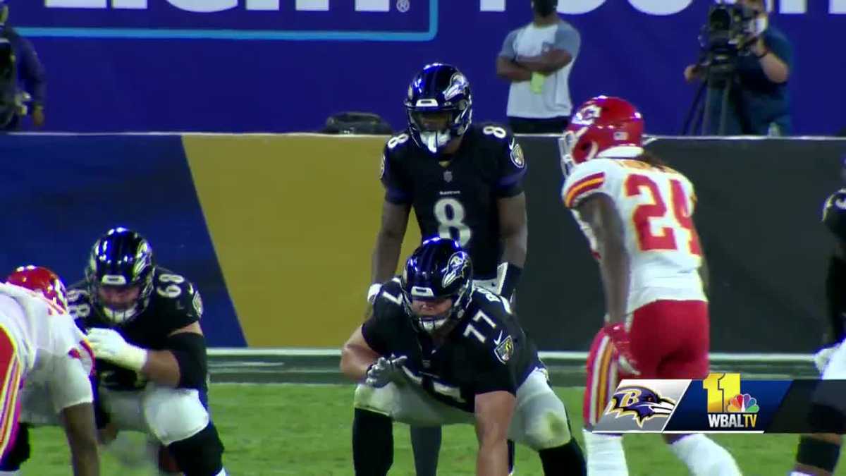 Mahomes outplays Jackson to lead Chiefs past Ravens 34-20